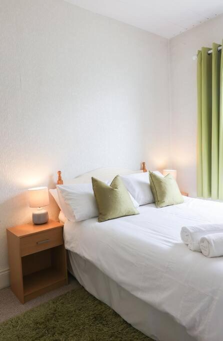 The Old Coach House Villa พอร์ตสจ๊วต ภายนอก รูปภาพ